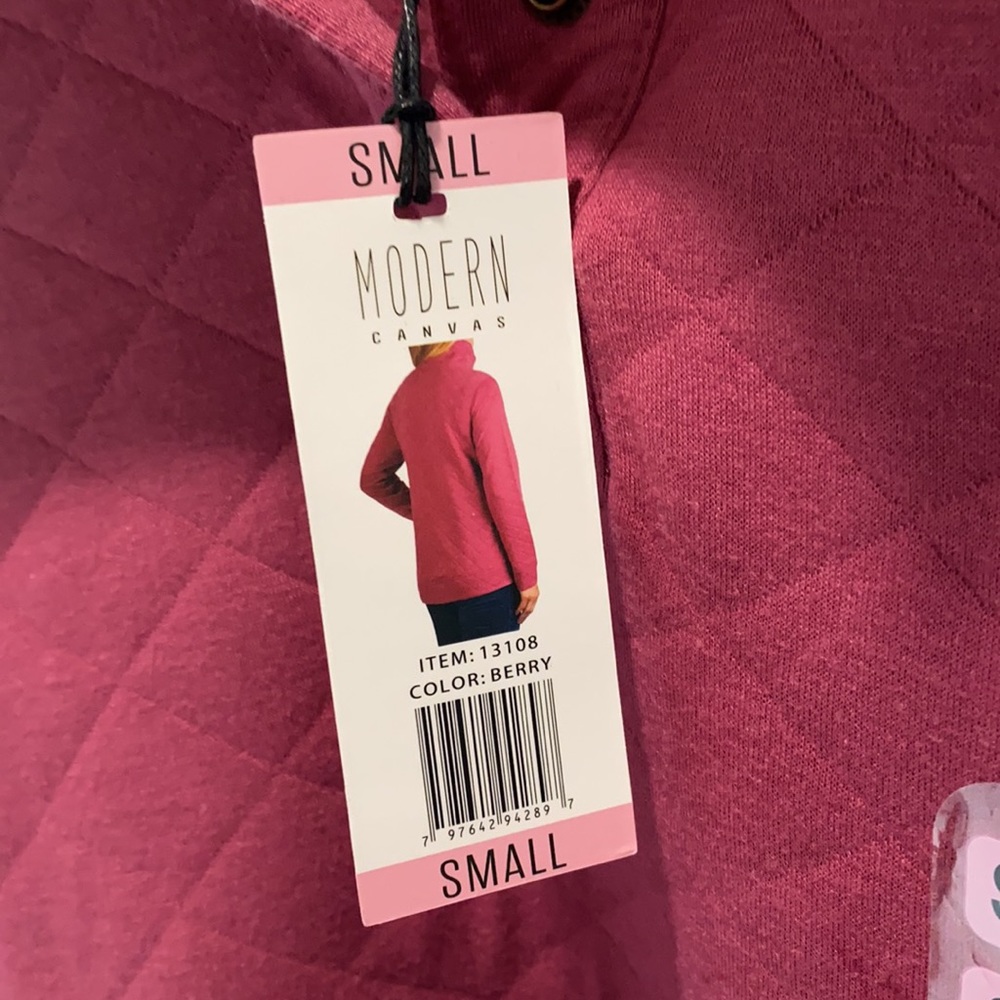 Modern Canvas women’s small berry pullover - Picture 7 of 16
